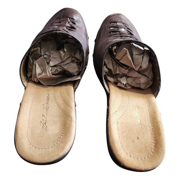 Eddie Bauer Brown Leather Slip On Mule Clog Size 11M - Picture 3 of 7